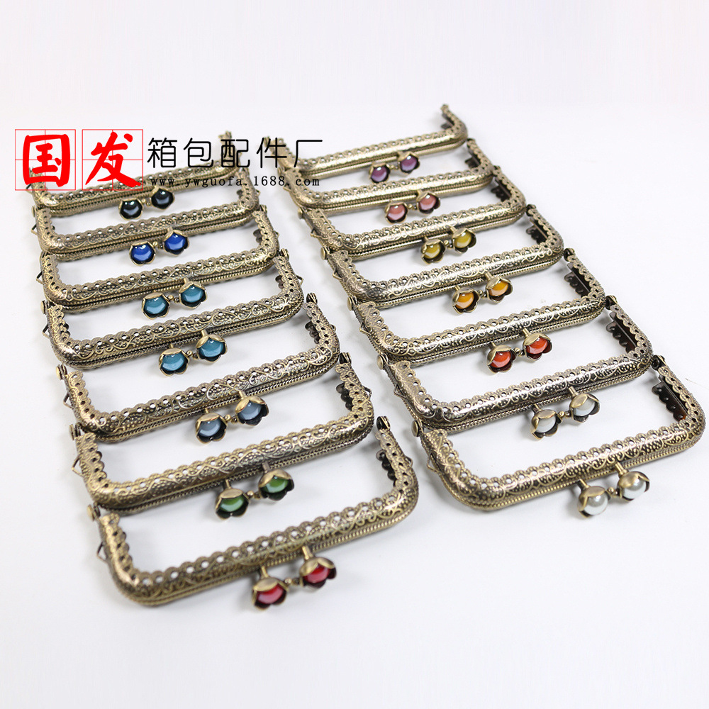 10.5CM cuadrado encaje en relieve cabeza de loto oro 13 colores opcionales fábrica de cabeza de caramelo color caramelo