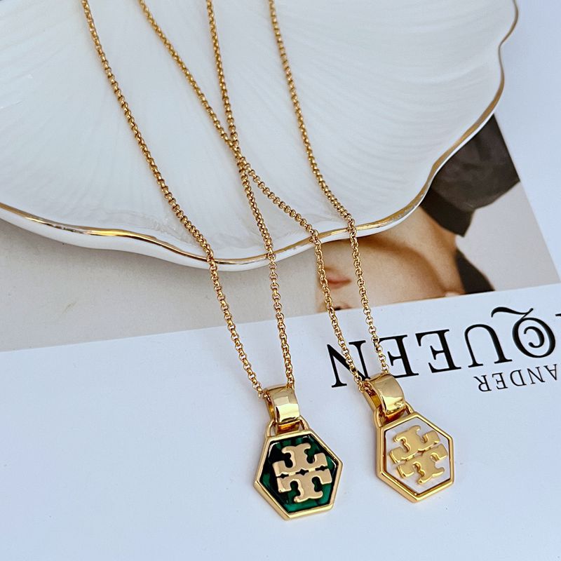 Fashionable elegant small stone inlay