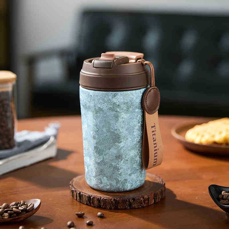 高級純チタンダブルドリンク高級ビジネスポータブルコーヒーカップ、新しいチタンカップ、ストロー付き、コンパクト魔法瓶カップ|undefined