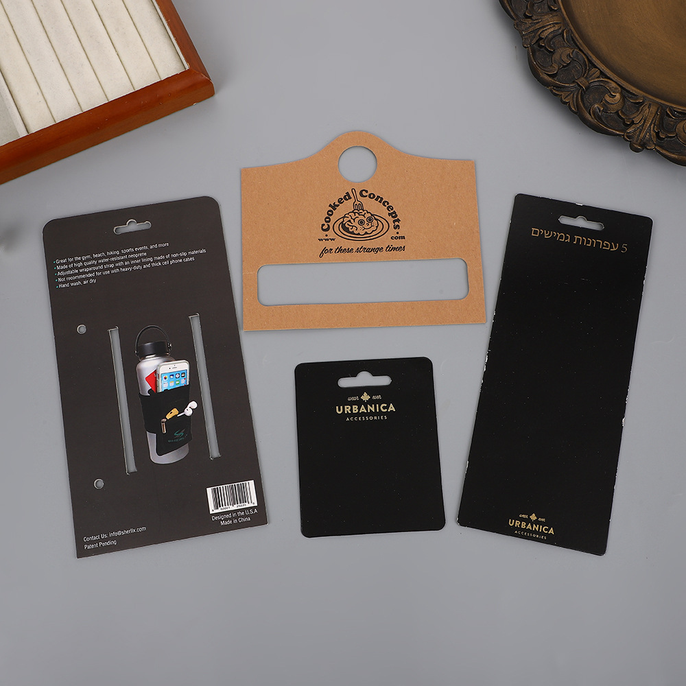 Tarjeta de agujero de avión personalizada tarjeta de espalda de plástico de absorción tarjeta de papel especial tarjeta gruesa tarjeta doblada tarjeta kraft tarjeta de embalaje colgante color