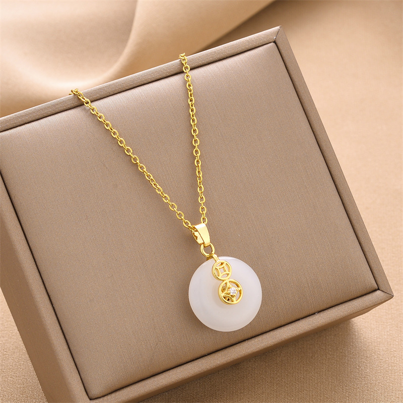Collar de acero de titanio nuevo transfronterizo, joyería femenina, personalidad de moda, venta caliente simple, joyería de cadena de clavícula femenina, collar creativo image 130