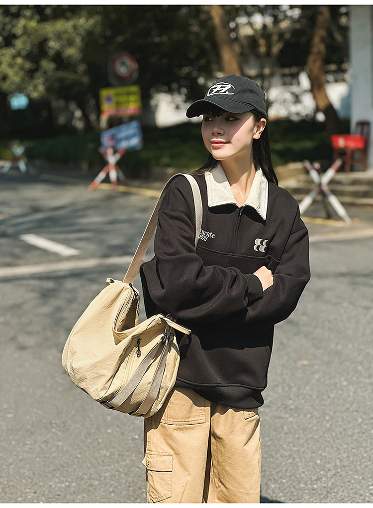 Unisex casual large-capacity crossbody bag, sporty casual student backpack, fashionable and versatile commuter single-shoulder bag undefined