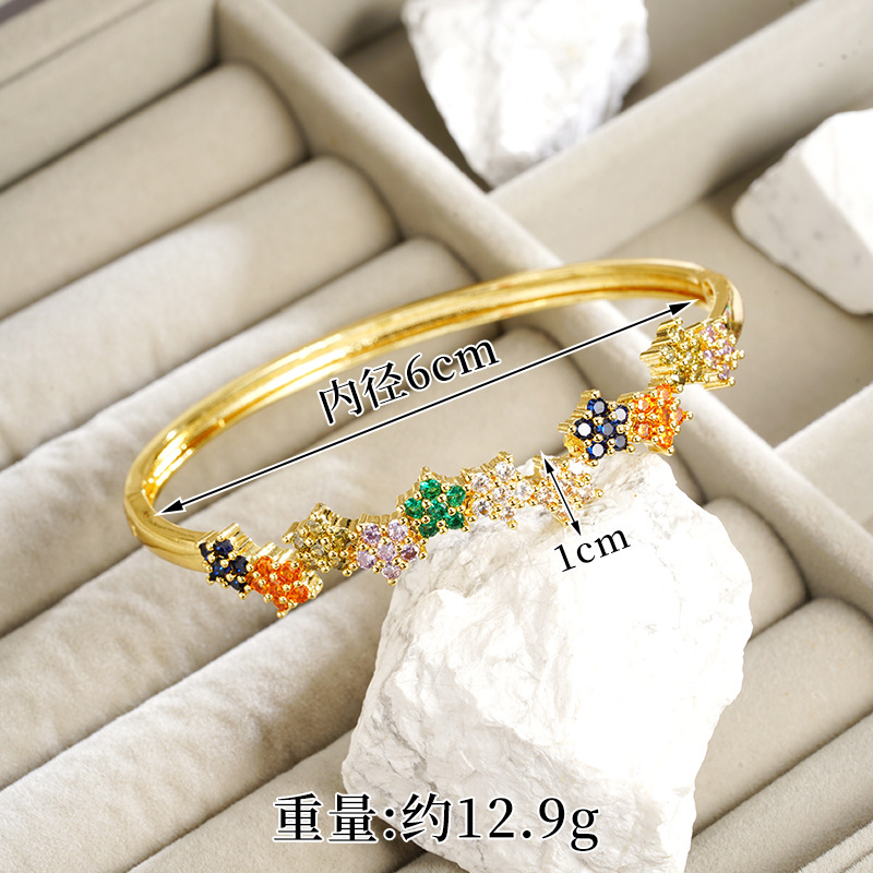 Brazalete de 18k de galvanoplastia de oro de arena antigua transfronteriza, anillo de circonio con microincrustaciones de estilo europeo y americano, joyería de nicho femenina que no se desvanece durante mucho tiempo