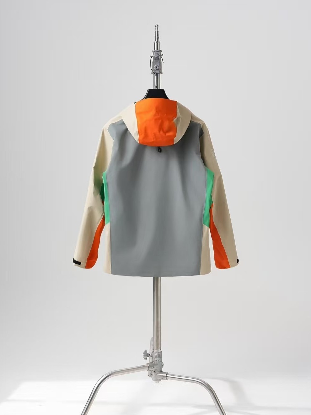 Bird 's Home New South Gabba Songzan Hard Shell Waterproof Vest LOGO