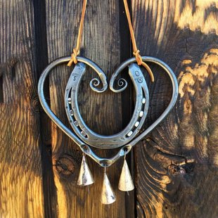 Independent station LuckyLoveWindChimewithSteelNails love steel nail wind chimes decoration heart-shaped