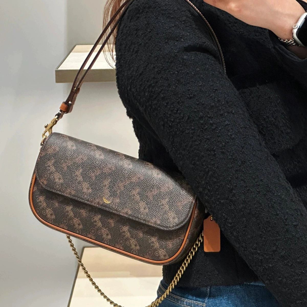 Outlet C's 2025brookchain сумка-багет на цепочке сумка подмышками сумка через плечо на одно плечо женская сумка на цепочке