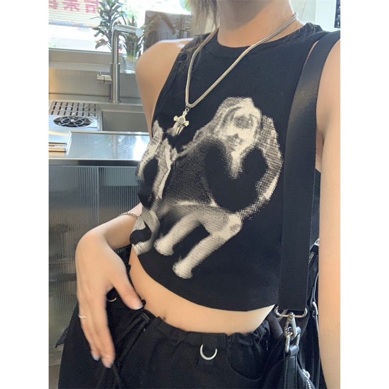American Style Black Design Sense Printed Sleeveless I-Shaped Vest Women's Summer Spice Girls Outer Wear Slimming Short Cropped Top American Style Black Design Sense Printed Sleeveless I-Shaped Vest Women's Summer Spice Girls Outer Wear Slimming Short Cropped Top