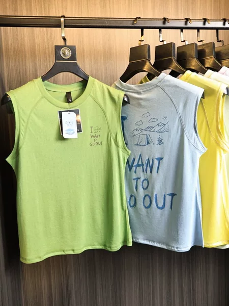 Venture into the mountains! Relaxing atmosphere! Summer outdoor sports quick-dry breathable crew neck tank top for couples, men's style