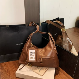 女士斜挎包;女士单肩包;女士双肩包