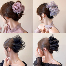 黑色羽毛珍珠抓夹新款法式复古高级感鲨鱼夹盘发发夹气质百搭发饰