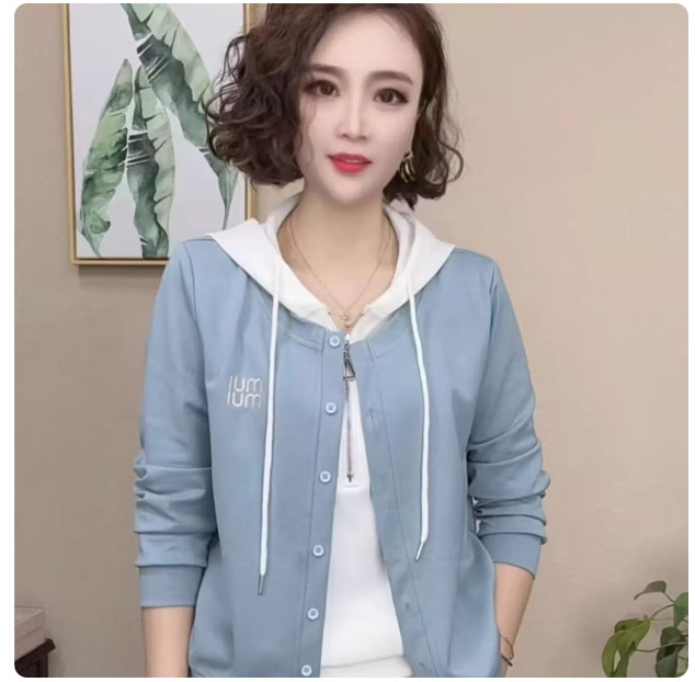 啄木鸟春秋时尚女假两件连帽卫衣女士洋气休闲妈妈装长袖开衫上衣|undefined
