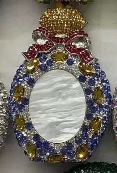 Nueva bolsa de cena de diamante conchas de diamante botella de perfume vestido de fiesta bolsa de mano bolsa de piedra Shell