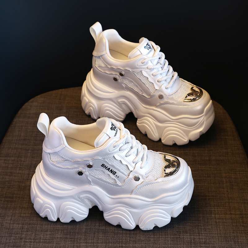 Giày sneaker nữ chunky đế dày tăng chiều cao, phong cách thể thao — Màu trắng