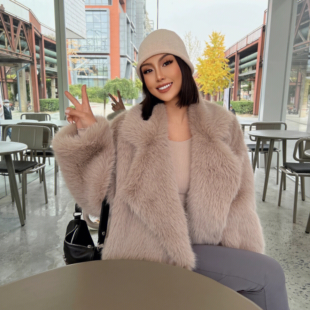 Women's Clothing autumn and winter fox fur mid length suit collar fur coat loose plush coat_voghion.com