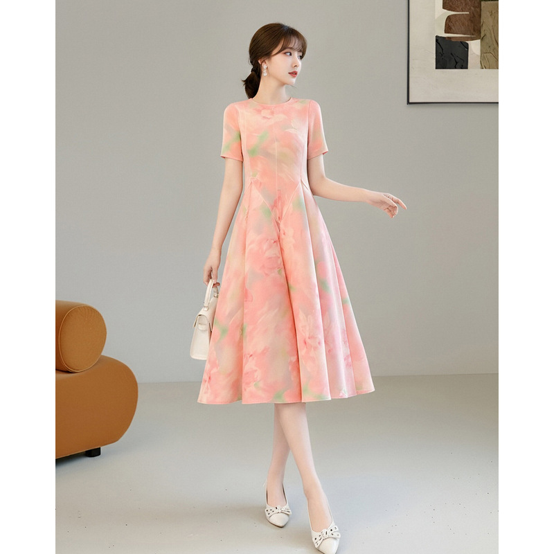 Resort-Style Printed Dress for Women, Summer Short-Sleeved Pink Mid-Length Dress, Fashionable and Slimming for Age Reduction