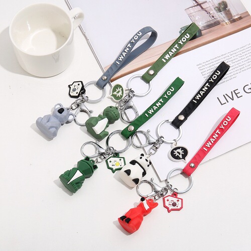 Creative geometric faceted animal keychain, cute cartoon doll keychain, couple bag pendant, small gift