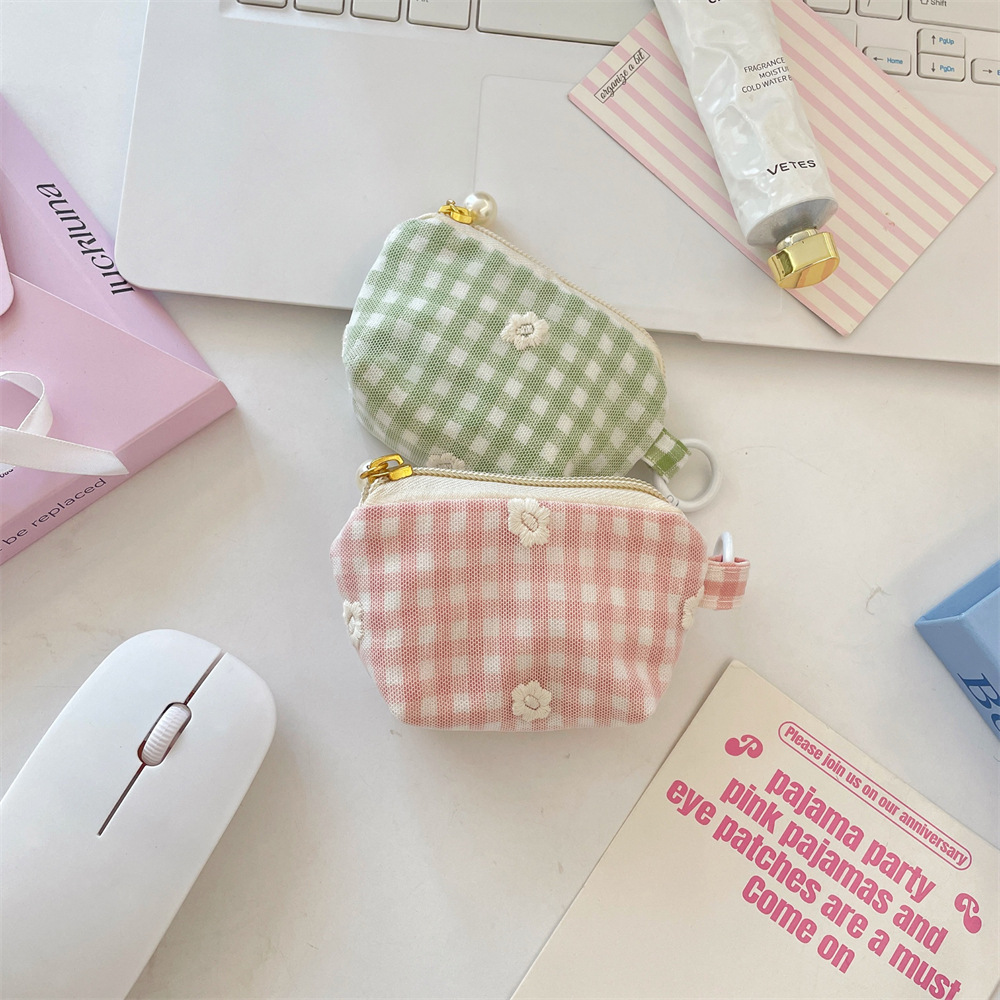 57294 Fresh plaid coin purse, mini portable lipstick pouch, cosmetic organizer, coin and earphone organizer.