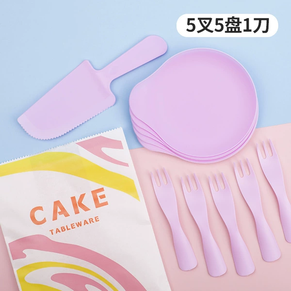 Orchid purple water droplet bags are packed 5 plates, 5 forks and 1 knife