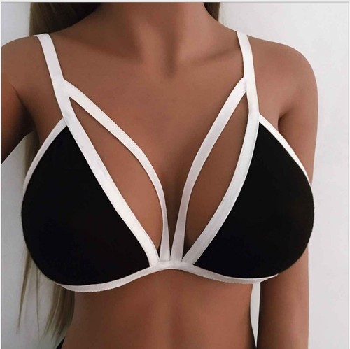 Lingerie set for plus-size Western women, consisting of a push-up bra and matching panties