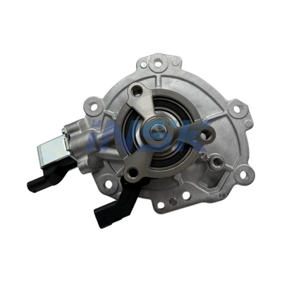 Water pump suitable for the engine