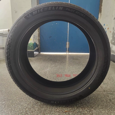 Vehicle tire EV 107V Original Match