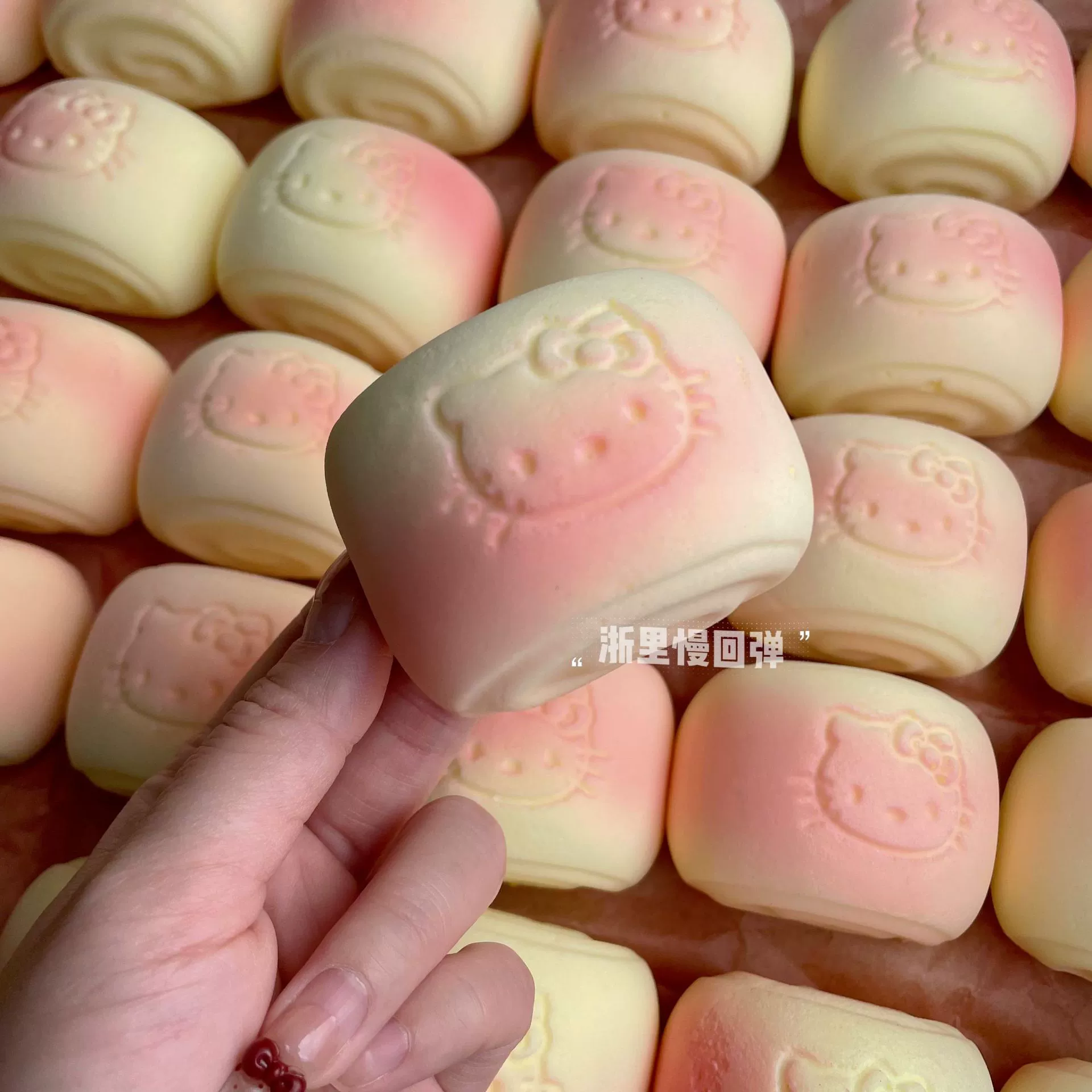 Мягкая игрушка (Zheli) коробка-монстр котик молока, сверхмягкая медленная возвращаемость, снятие стресса 5–6 см