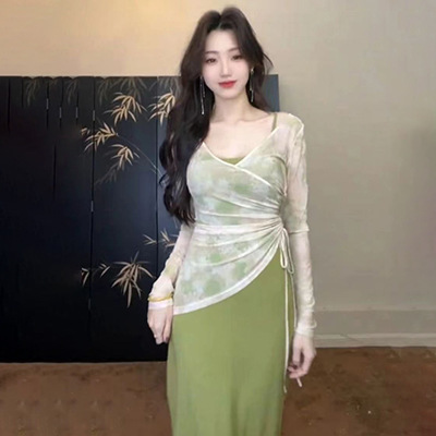 New Chinoiserie National Style Suit for Women Spring and Summer 2024 New Green Elegant Slit Suspender Slim Dress Long Skirt