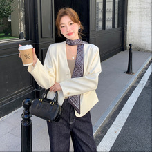 2025年春秋装新款减龄百搭舒适又亲肤提升品质时尚个性小西装外套