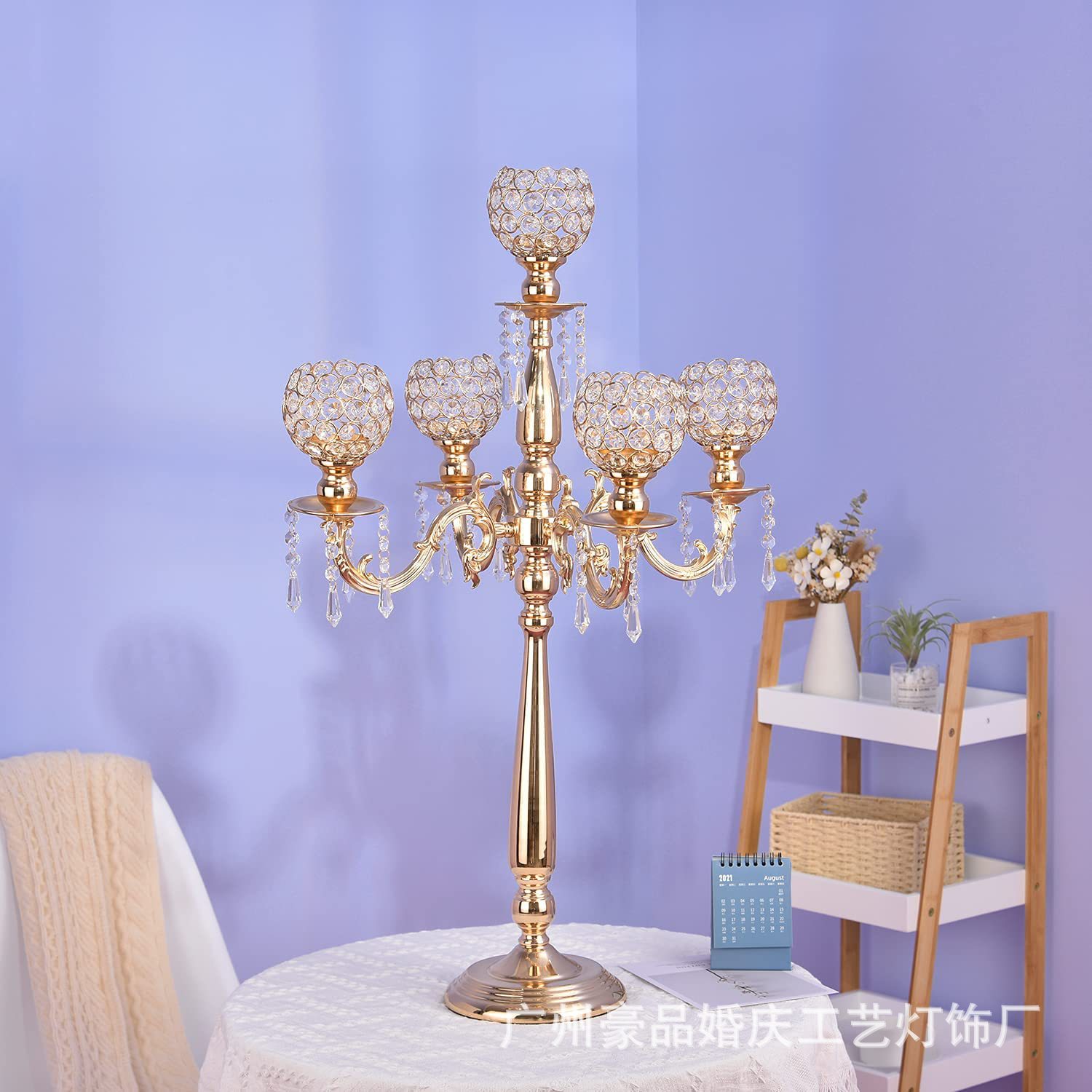 Cruz de la frontera de la boda accesorios de hierro arte 5-cabeza paso nube Candlestick carretera plomo de estilo europeo de la tabla decoración de la flor de la boda T-etapa carretera plomo decoración