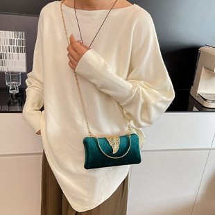 �W��Ůʿ��������朗lб����Y�����bŮ�����~�i�μ��ŮС����