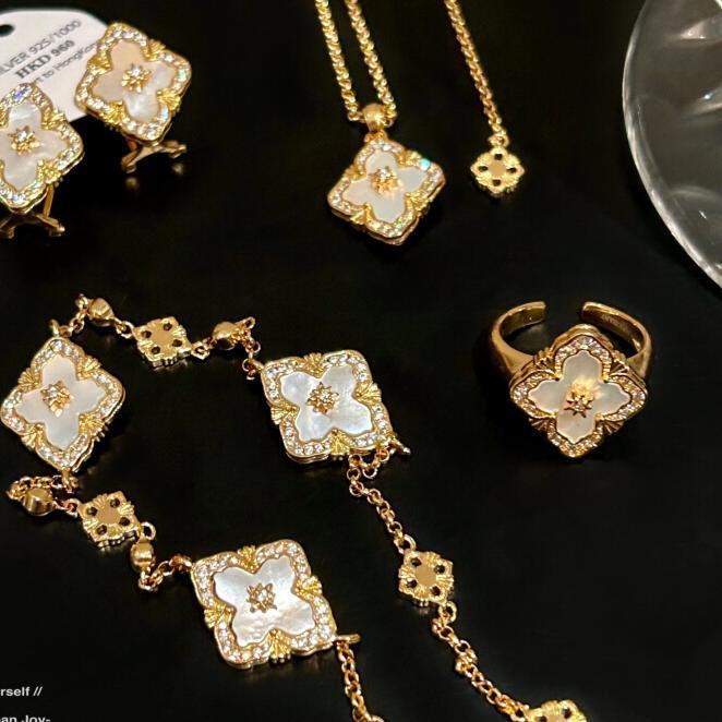【Joy Boss】High-Quality Goods! Bucci Four-Leaf Clover Necklace, Bracelet, Mother-Of-Pearl Ring, High-End Texture, Light Luxury Trend 【Joy Boss】High-Quality Goods! Bucci Four-Leaf Clover Necklace, Bracelet, Mother-Of-Pearl Ring, High-End Texture, Light Luxury Trend