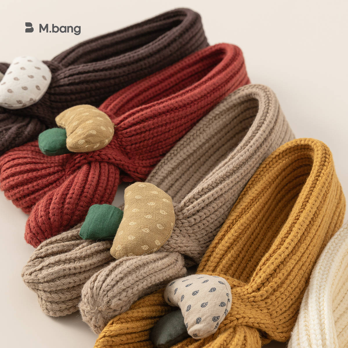 Bufandas infantiles invierno nuevo hongo tridimensional niñas bebés grueso caliente protector de cuello niño de punto cruzado bucal