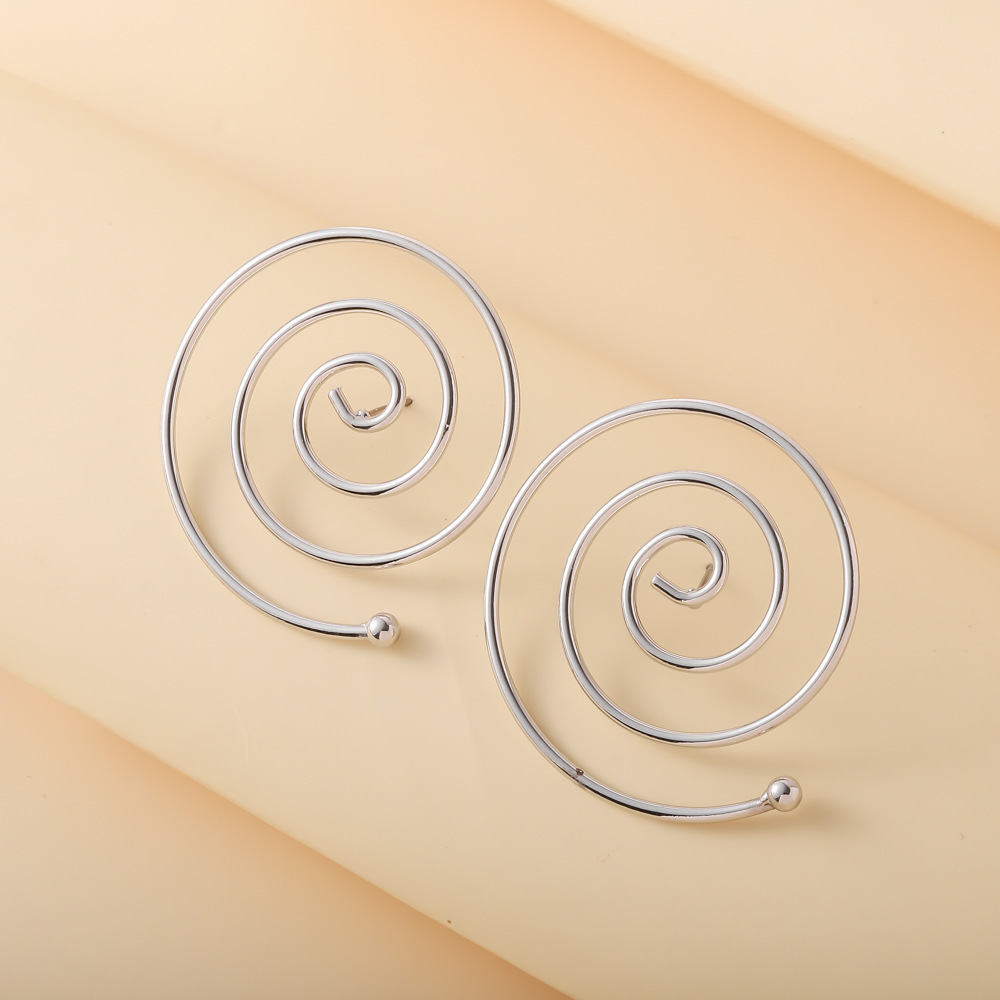 Fashion New Style Geometric Spiral Hollow Alloy Stud Earrings display picture 4