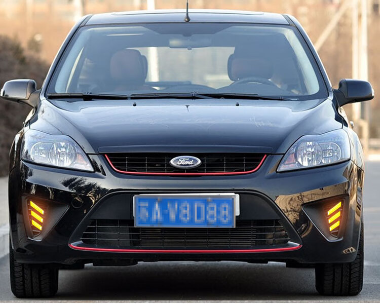 Suitable for 09-12 Fox daytime running lights hatchback Fox dedicated LED daytime running lights front fog lights