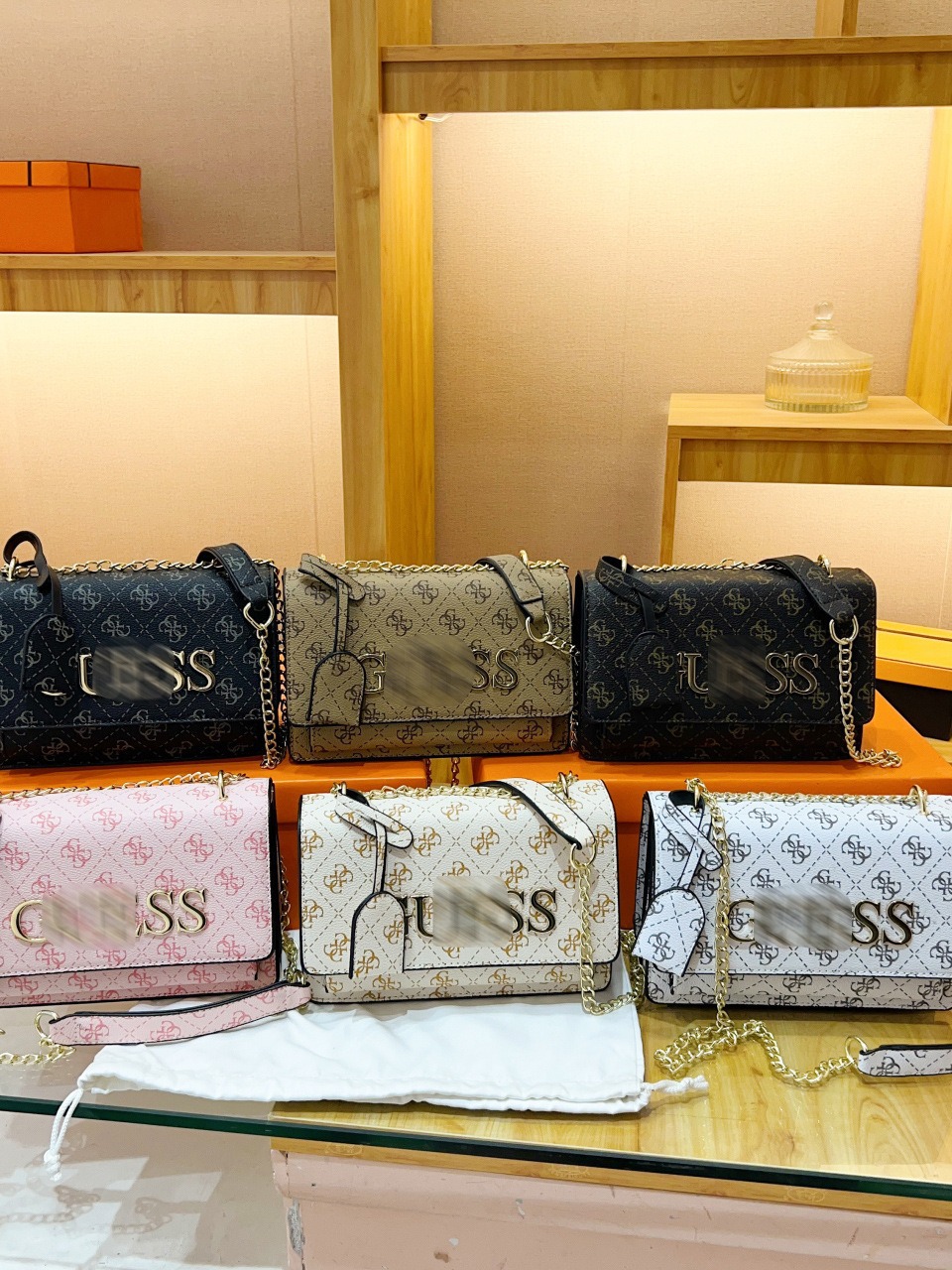 one-shoulder bag