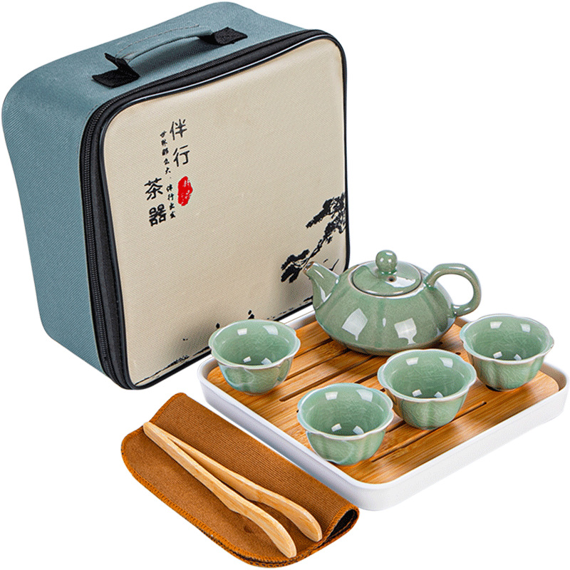 Ceramic tea cup for traveling