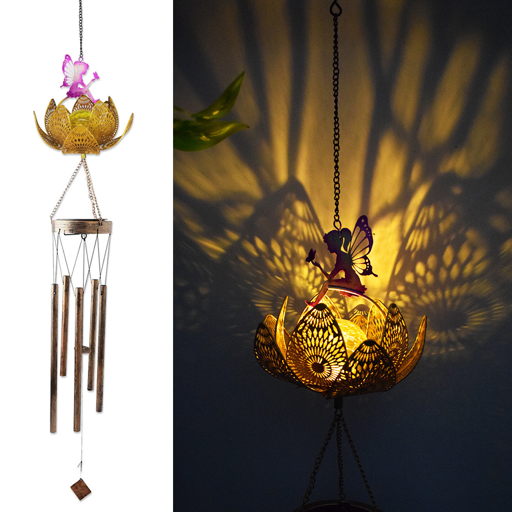 太陽エネルギーの月の風鈴灯ヨーロッパ式の鉄芸の透かし彫りの雰囲気灯の屋外の防水の花園は庭の明かりを飾ります。