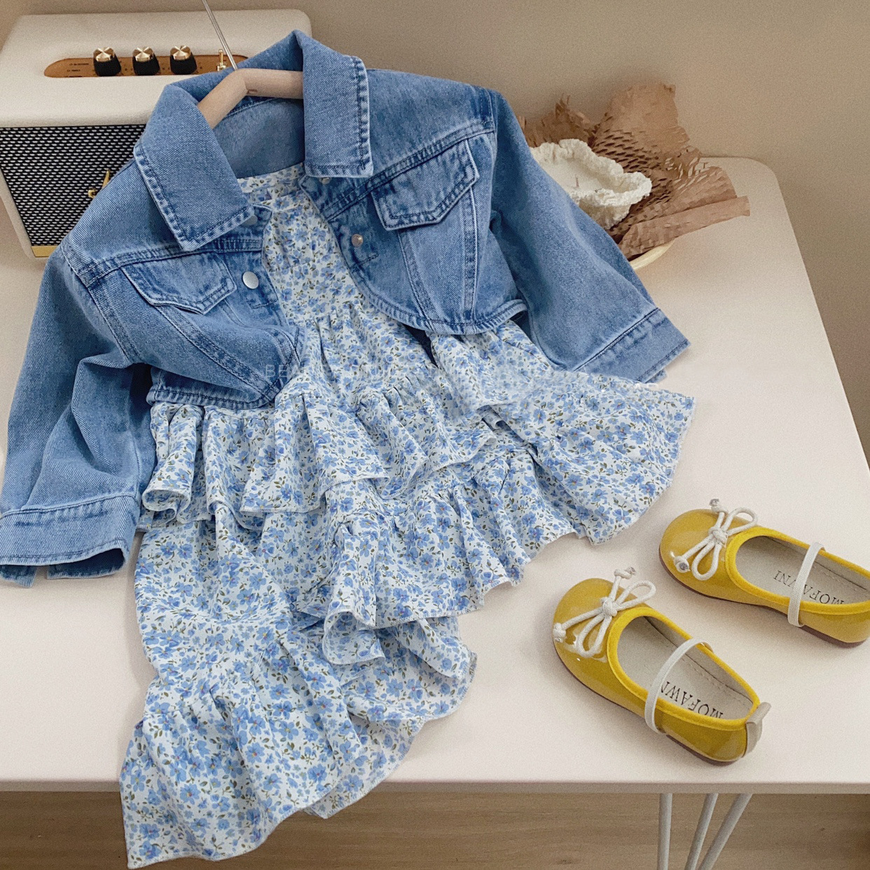 Girls spring floral suspender skirt suit 2023 Girls short denim jacket cotton skirt irregular dress