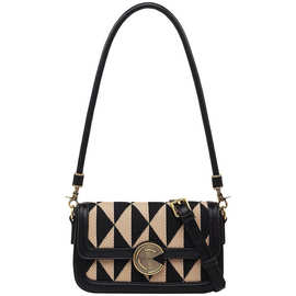 高级感包包时尚女包2024秋冬春夏时尚复古单肩腋下包百搭斜挎小包