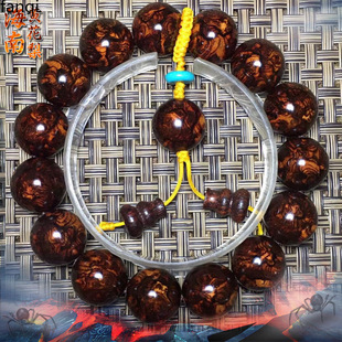 ������Ů�����Ȼ���Ϸ��������S�����ִ�ľ�|����֩��y