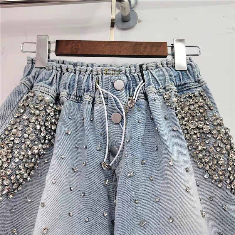 Estación Europea 2023 nueva industria pesada europea estrellado diamante alta cintura adelgazamiento pierna ancha pantalones cortos de mezclilla las mujeres image 4