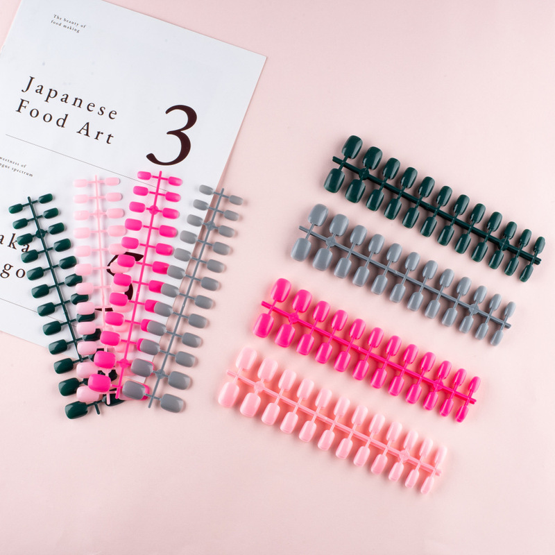 5 Pieces of Solid Color Short Round Glossy Press-On Nails, Detachable Fake Nails, Nail Art Wholesale, Customizable