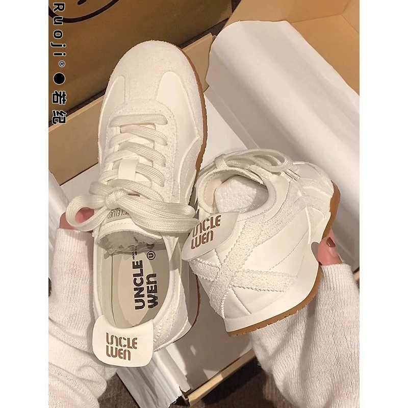 Ретро обувь Argamble Traving Women 2025 новая летняя мягкая подошва повседневная спортивная обувь плоская белая обувь