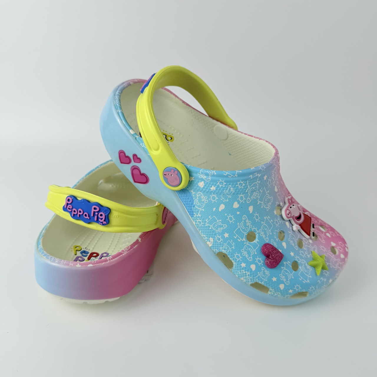 Pokémon original Melody Sanrio Piggy Page zapatos de playa para niños bolsas de cabeza agujero zapatos al por mayor image 4