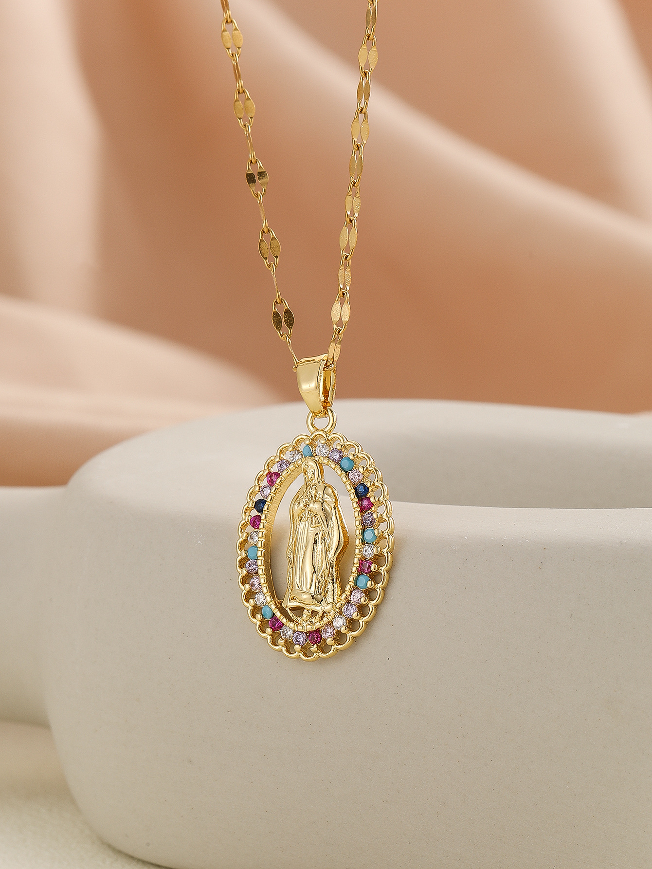 12g Weight Copper Pendant Material Zircon Inlay Material Pendant Necklace Classification Copper Chain Material 1 Piece Quantity Holiday, Daily Occasion Copper Material Human, Virgin Mary, Oval Pattern Women's Gender Inlay Design IG Style Style Copper Inlay Human Virgin Mary Oval Zircon Pendant Necklace 22