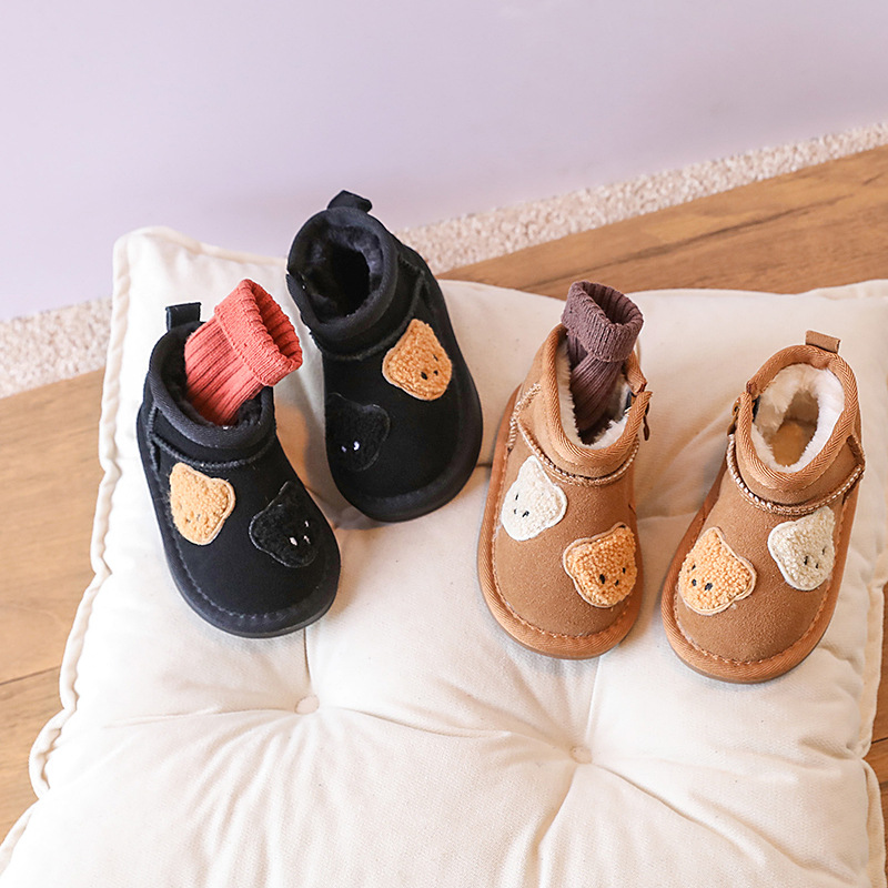 女宝宝软底雪地靴儿童保暖可爱棉靴冬季1-3-5岁2男童加绒加厚短靴