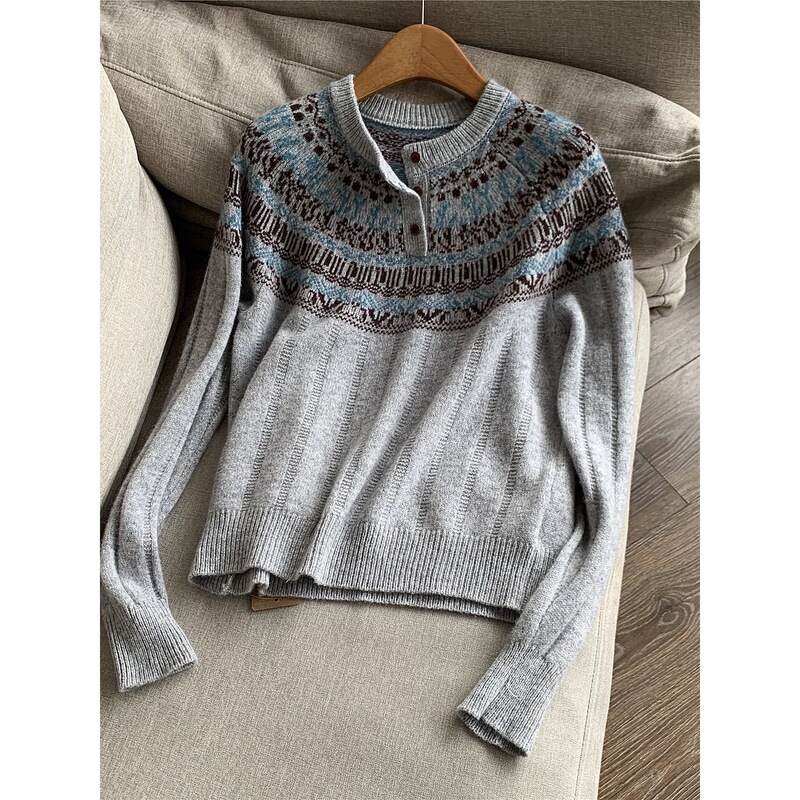 2025 New Winter Wool Retro Age-Reducing Round Neck Short Knitwear Knitwear for Women Wholesale H21Ds51932