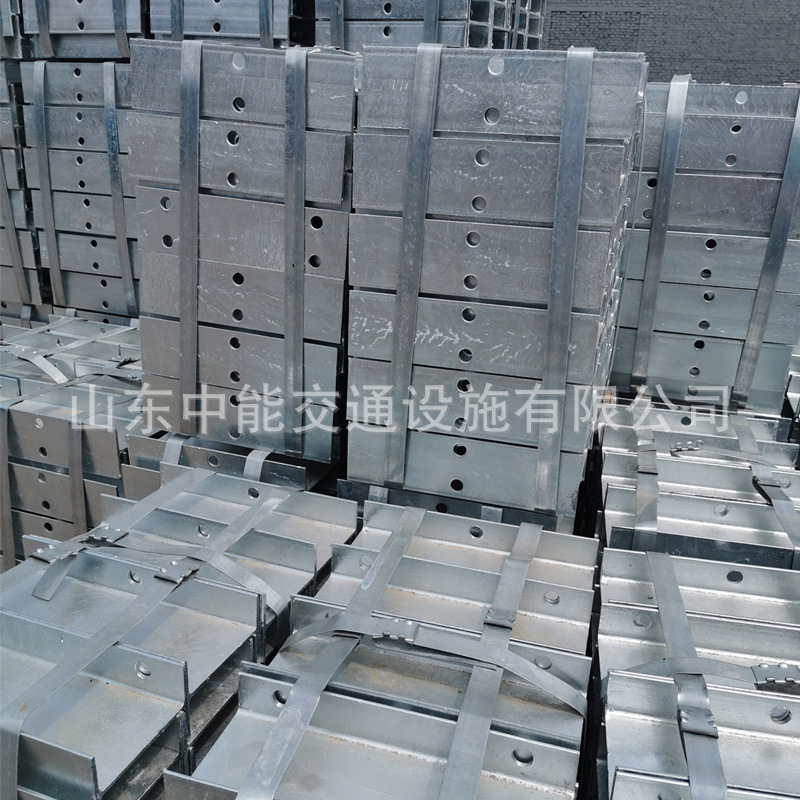 喷塑热镀锌公路波形护栏乡道国道防撞公路护栏高速公路护栏板厂家