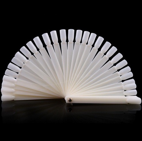 Herramientas de uñas transfronterizas 50 piezas de esmalte de uñas muestra de pegamento de esmalte de uñas, tarjeta de color trapezoidal puntiaguda de cabeza plana, pieza de práctica de uñas