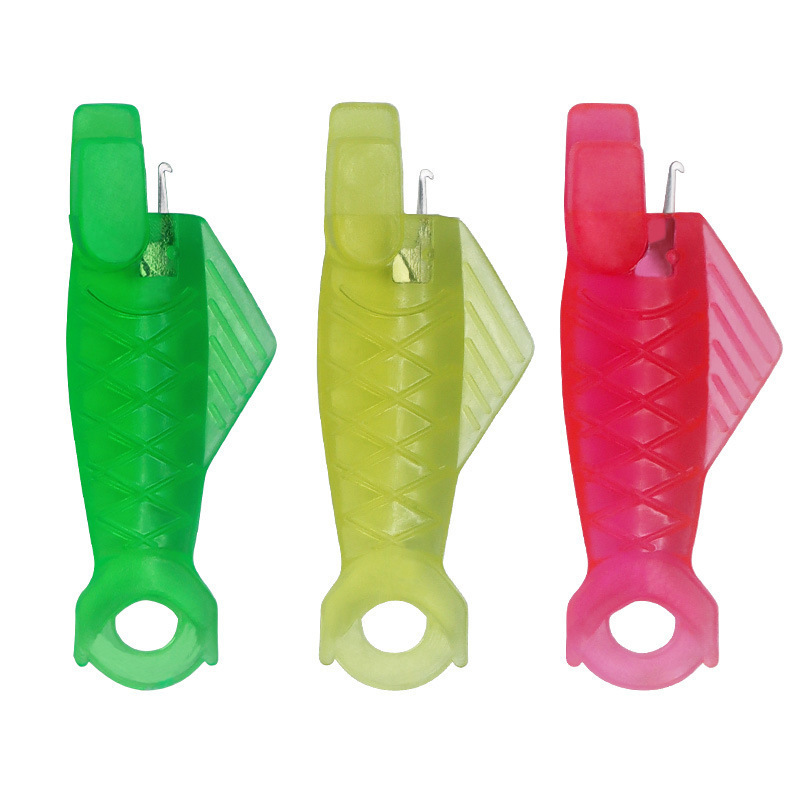 Pequeño tipo de pez plástico aguja perforadora aguja pieza de costura accesorios de costura DIY hilo perforador Gadget rápida